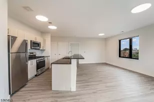 72 S Essex Ave, Orange, NJ 07050 - Photo 7