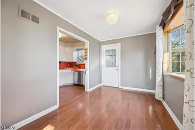 1 Rutan Pl, Bloomfield, NJ 07003 - Photo 15