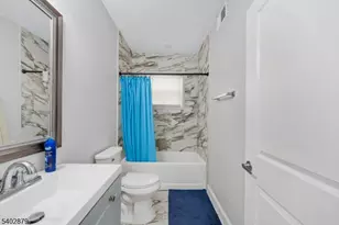 81 Wolcott Terrace, Newark, NJ 07112 - Photo 17