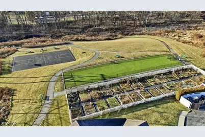 228 Windmill Ct, Lopatcong Township, NJ 08865 - Photo 7