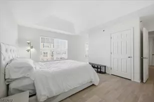 228 Windmill Ct, Lopatcong Township, NJ 08865 - Photo 25