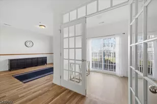 228 Windmill Ct, Lopatcong Township, NJ 08865 - Photo 13