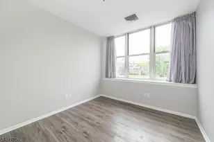 240 Main St, Little Falls Township, NJ 07424 - Photo 17