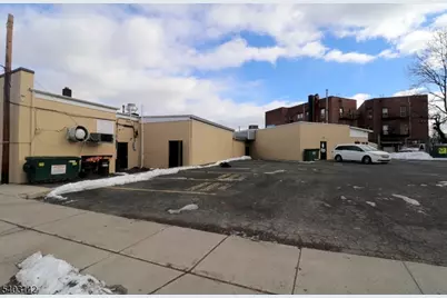 8 Bloomfield Ave, Bloomfield, NJ 07003 - Photo 9