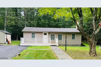 17 Eastbrook Ln, Hampton Township, NJ 07860 - Photo 1