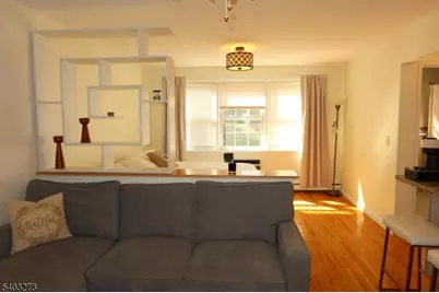 605 Grove St E9, Clifton, NJ 07013 - Photo 5