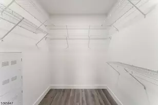 72 S Essex Ave, Orange, NJ 07050 - Photo 19