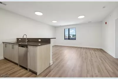 49 S Day Street #204, Orange, NJ 07050 - Photo 9