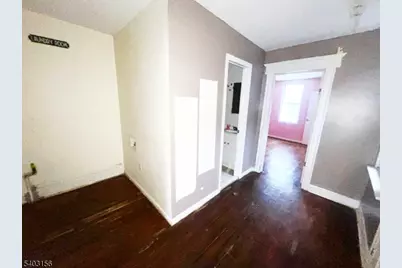 241 Hawthorne Ave, Newark, NJ 07112 - Photo 7