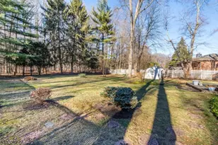 34 Carlos Dr, Fairfield, NJ 07004 - Photo 25