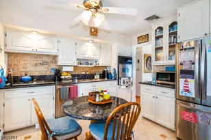 34 Carlos Dr, Fairfield, NJ 07004 - Photo 7