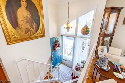 34 Carlos Dr, Fairfield, NJ 07004 - Photo 17