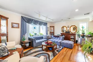 34 Carlos Dr, Fairfield, NJ 07004 - Photo 3