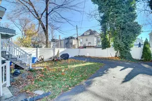 76 Amherst St, East Orange, NJ 07018 - Photo 5