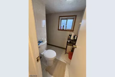 14 Colonial Rd, Roselle, NJ 07203 - Photo 9