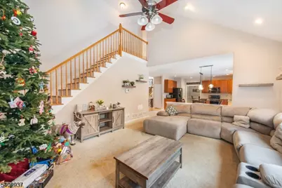 32 Oak Ridge Road, Washington Township, NJ 07882 - Photo 5