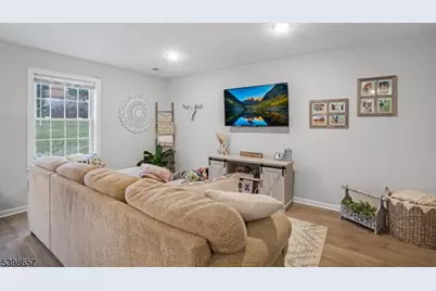 21 Gregg Ct, Newton, NJ 07860 - Photo 7