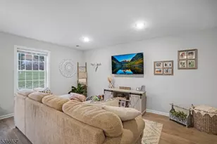 21 Gregg Ct, Newton, NJ 07860 - Photo 7