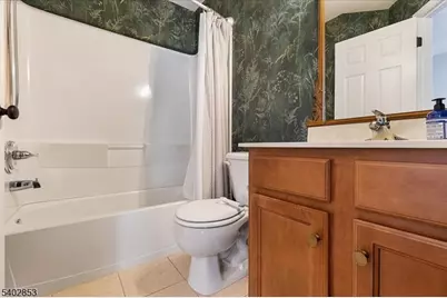 18 Marina Dr, Bayonne, NJ 07002 - Photo 21