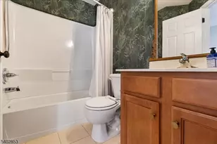 18 Marina Dr, Bayonne, NJ 07002 - Photo 21