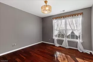 18 Marina Dr, Bayonne, NJ 07002 - Photo 19