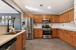 18 Marina Dr, Bayonne, NJ 07002 - Photo 13