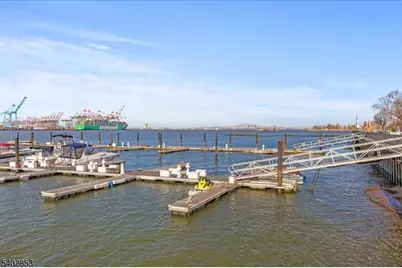 18 Marina Dr, Bayonne, NJ 07002 - Photo 33