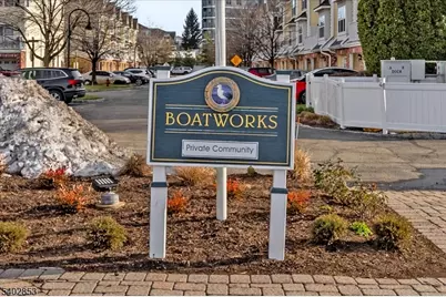 18 Marina Dr, Bayonne, NJ 07002 - Photo 3