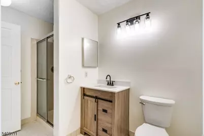 31 Lindsey Ct, Franklin Township, NJ 08823 - Photo 11