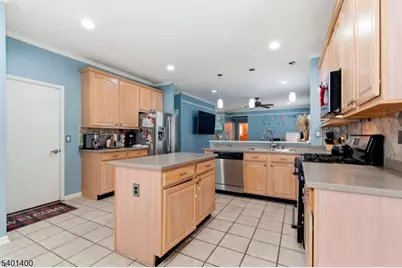 406 Rock Ridge Rd, Jefferson Township, NJ 07849 - Photo 11