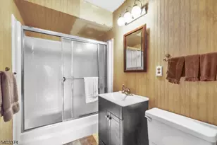 160 Overlook Ave, Hackensack, NJ 07601 - Photo 35