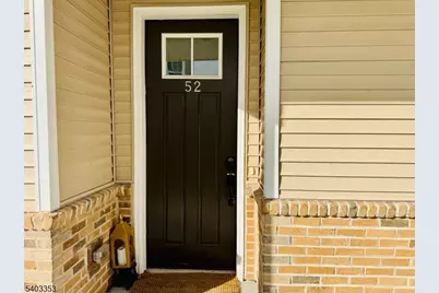 52 Depot Way, Dunellen, NJ 08812 - Photo 3