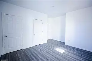 818 S 12th St, Newark, NJ 07108 - Photo 9