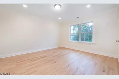 20 West Dr, Fairfield, NJ 07004 - Photo 39