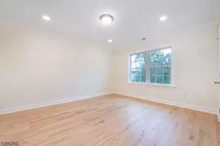 20 West Dr, Fairfield, NJ 07004 - Photo 39