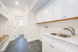 20 West Dr, Fairfield, NJ 07004 - Photo 27