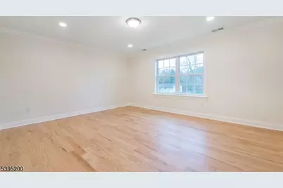 20 West Dr, Fairfield, NJ 07004 - Photo 37