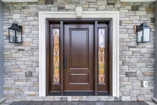 20 West Dr, Fairfield, NJ 07004 - Photo 3