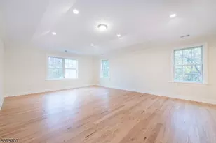 20 West Dr, Fairfield, NJ 07004 - Photo 31