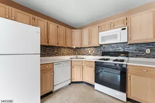 805 Breckenridge Dr, Branchburg Township, NJ 08876 - Photo 11