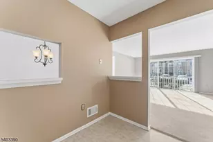 805 Breckenridge Dr, Branchburg Township, NJ 08876 - Photo 13