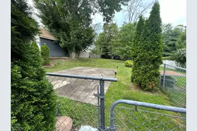 20 Gould St #1st, Verona, NJ 07044 - Photo 15