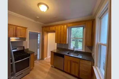 20 Gould St #1st, Verona, NJ 07044 - Photo 13