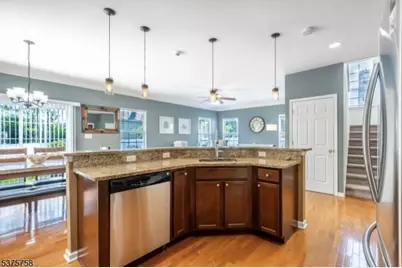 457 Teneyke Pl, Rahway, NJ 07065 - Photo 7