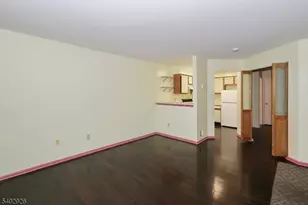 153 Cortland Ln Ondo, Bedminster Township, NJ 07921 - Photo 3