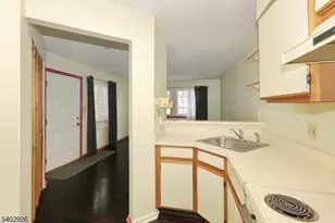 153 Cortland Ln Ondo, Bedminster Township, NJ 07921 - Photo 17