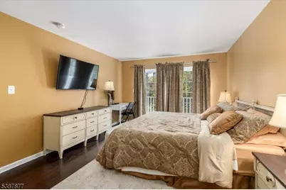 166 Riverwalk Way, Clifton, NJ 07014 - Photo 17