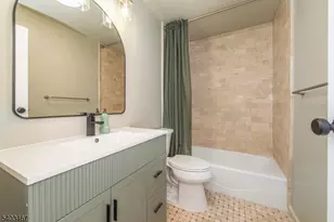 1 Wall St, Fort Lee, NJ 07024 - Photo 19