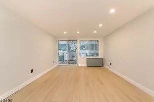 1 Wall St, Fort Lee, NJ 07024 - Photo 9