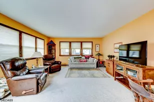 113 Berwick St, Raritan, NJ 08869 - Photo 13